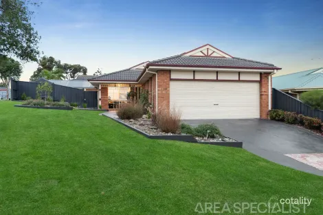 58 Sunny Vale Dr, Langwarrin, VIC 3910