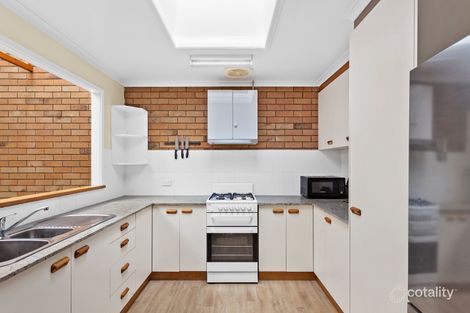 Property photo of 2/27 Sapphire Court Kearneys Spring QLD 4350