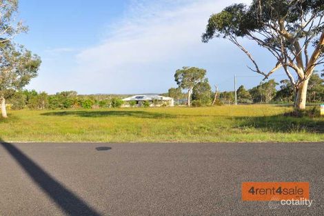 13 Waratah Dr, Cooloola Cove, QLD 4580