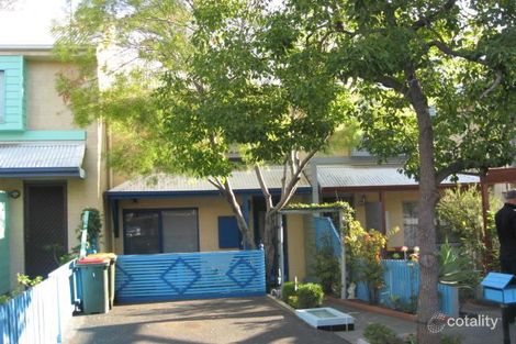 1 Rigby Lane, Kensington, VIC 3031