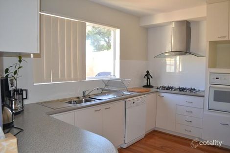 Property photo of 18/5 Spyglass Grove Connolly WA 6027