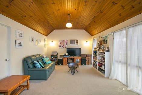 Property photo of 5 Bettsons Court Whittington VIC 3219