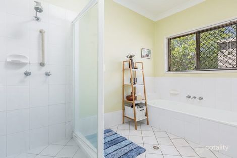 Property photo of 1 Eulalia Close Chuwar QLD 4306