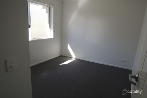 Property photo of 28 Newport Parade Blacks Beach QLD 4740