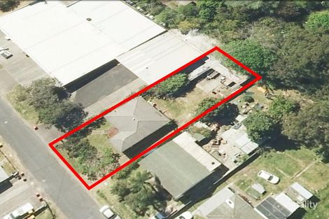 29 Young St, West Gosford, NSW 2250