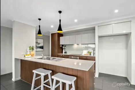 Property photo of 27 Brisbane Road Warner QLD 4500