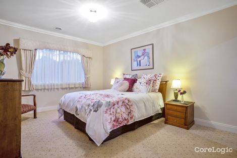 Property photo of 33 Chesterton Avenue Tarneit VIC 3029