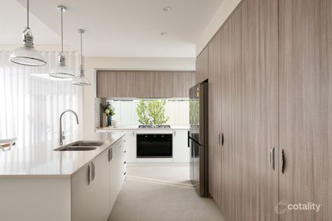 17 Semerwater Cres, Aveley, WA 6069