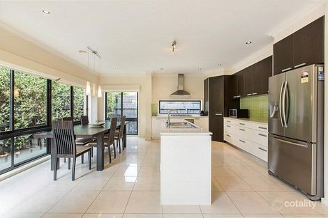 Property photo of 10 Reckless Lane Mordialloc VIC 3195