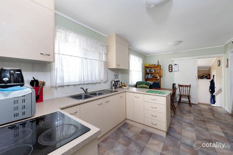 Property photo of 4 Richards Street Svensson Heights QLD 4670