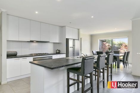 Property photo of 5 Happy Valley Drive Sunset Strip VIC 3922