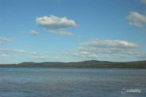 Property photo of 37 Bomaderry Crescent Glenning Valley NSW 2261