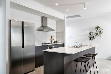 28 Burrows Loop, Midvale, WA 6056