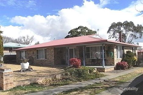 8 Salisbury Pl, Glen Innes, NSW 2370