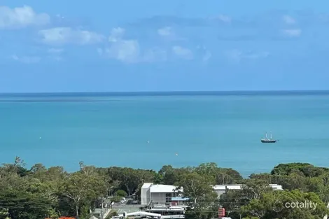 Property photo of 26 Yachtsmans Parade Cannonvale QLD 4802