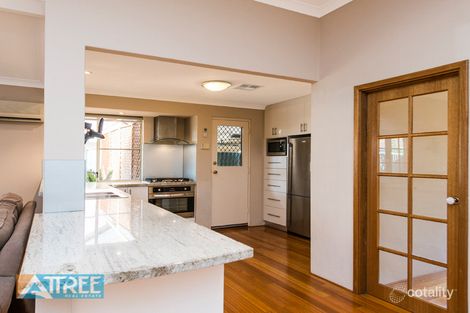 Property photo of 4 Bushlark Rise Canning Vale WA 6155