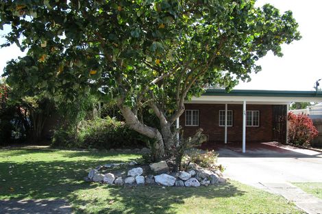 36 Alpinia Ave, Banksia Beach, QLD 4507