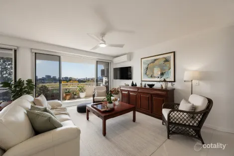 Property photo of 8/200 Swann Road Taringa QLD 4068