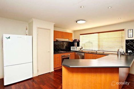 Property photo of 14 Rising Court Hillside VIC 3037