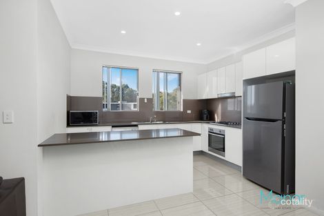 Property photo of 15/3-4 Harvey Place Toongabbie NSW 2146