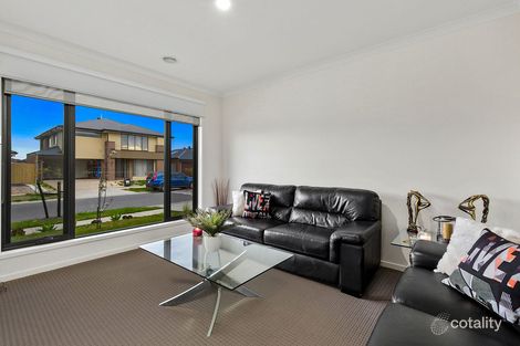 Property photo of 16 Hekela Street Clyde North VIC 3978