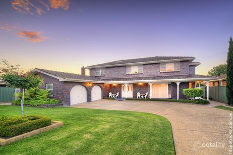 66 Main St, Lake Albert, NSW 2650