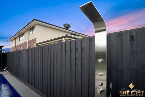 Property photo of 57 Taradale Crescent Fraser Rise VIC 3336