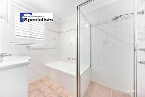 Property photo of 52 Parma Crescent St Helens Park NSW 2560