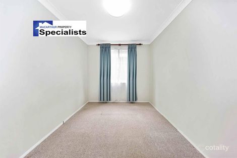Property photo of 52 Parma Crescent St Helens Park NSW 2560