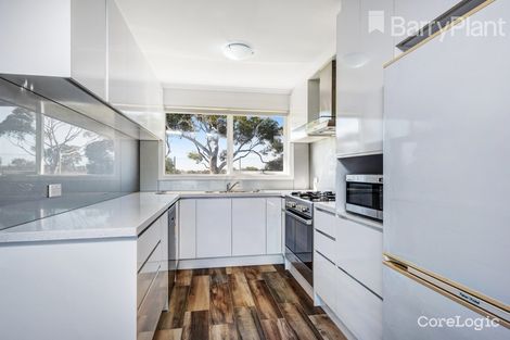 Property photo of 6 Honeysuckle Court Altona Meadows VIC 3028