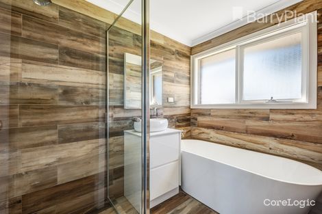Property photo of 6 Honeysuckle Court Altona Meadows VIC 3028