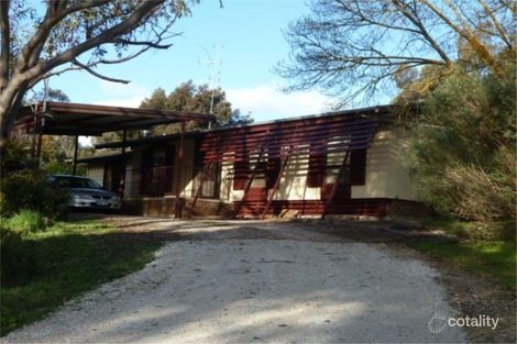 Property photo of 107 White Hut Road Clare SA 5453