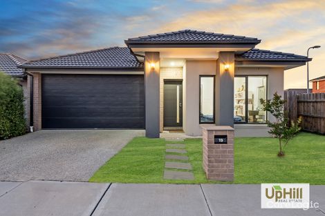 Property photo of 19 Merlot Way Clyde North VIC 3978
