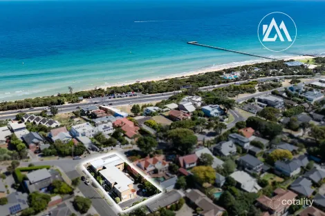 Property photo of 4/13 Cliff Road Frankston VIC 3199