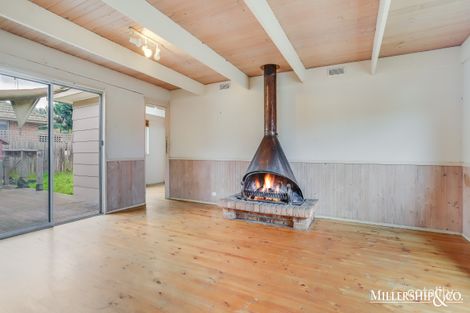 Property photo of 8 Allan Avenue South Morang VIC 3752