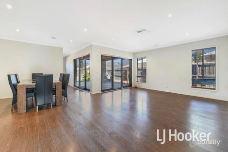 Property photo of 5 Carbine Way Lyndhurst VIC 3975