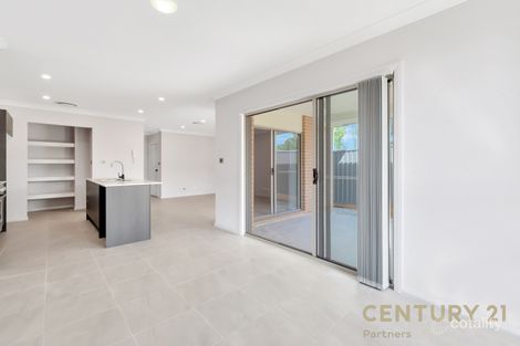 Property photo of 10 Contour Road Austral NSW 2179