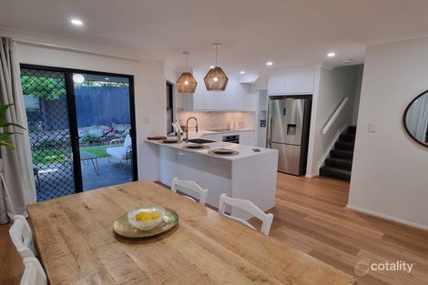 Property photo of 1/301 Wynnum Road Norman Park QLD 4170