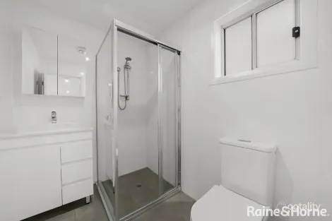 Property photo of 2 Sandra Place Ingleburn NSW 2565