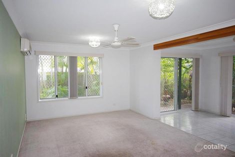 Property photo of 2/45 Fifth Avenue Palm Beach QLD 4221
