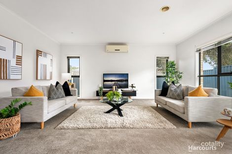 Property photo of 1 Leightons Green Pakenham VIC 3810