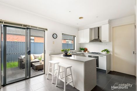 Property photo of 1 Leightons Green Pakenham VIC 3810