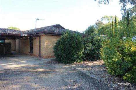 2/16 Marloo Cres, Kooringal, NSW 2650