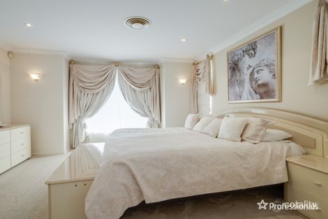 Property photo of 36 The Broadwater Ballajura WA 6066
