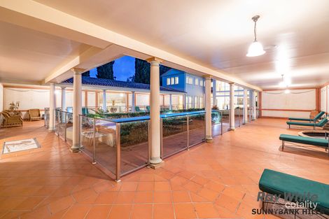 Property photo of 1063 Killymoon Drive Hope Island QLD 4212