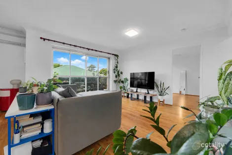 Property photo of 4/689 Wynnum Road Morningside QLD 4170