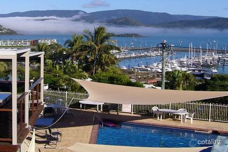 Property photo of 22 Airlie Crescent Cannonvale QLD 4802