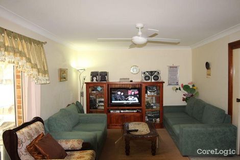 Property photo of 4 Hewitt Place Minto NSW 2566