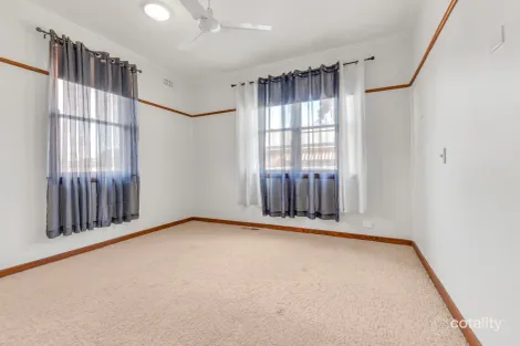 Property photo of 21 Garden Crescent Echuca VIC 3564