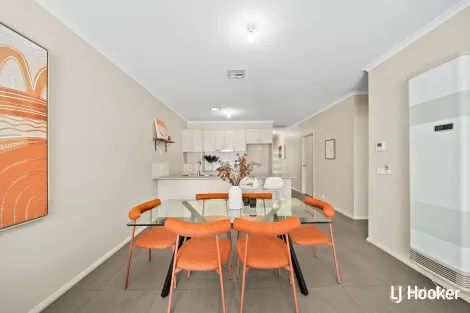 Property photo of 11/25 Burnum Burnum Close Bonner ACT 2914